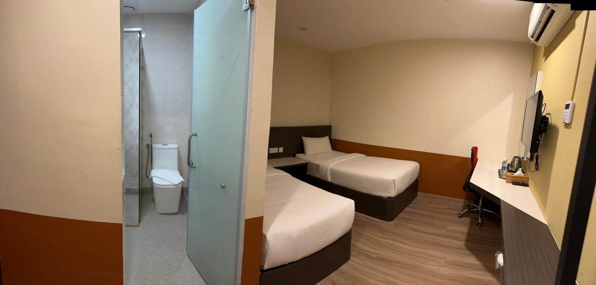 T Square Hotel Ипох Екстериор снимка